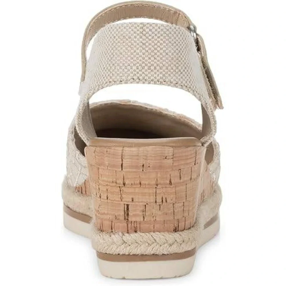 Baretraps Alycia Womens Cream Floral Lace Closed Toe Wedge Sandals Size 7M NEW